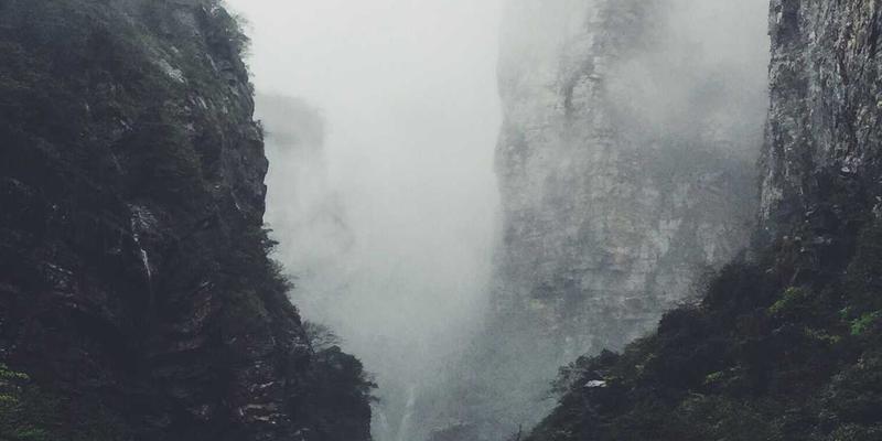 Python异步编程：用asyncio重构Web API，并发性能提升4.7倍