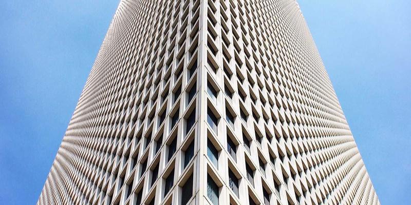 React 19与Vue 3.5下从Context到Zustand/Pinia的迁移实录：性能提升与踩坑复盘