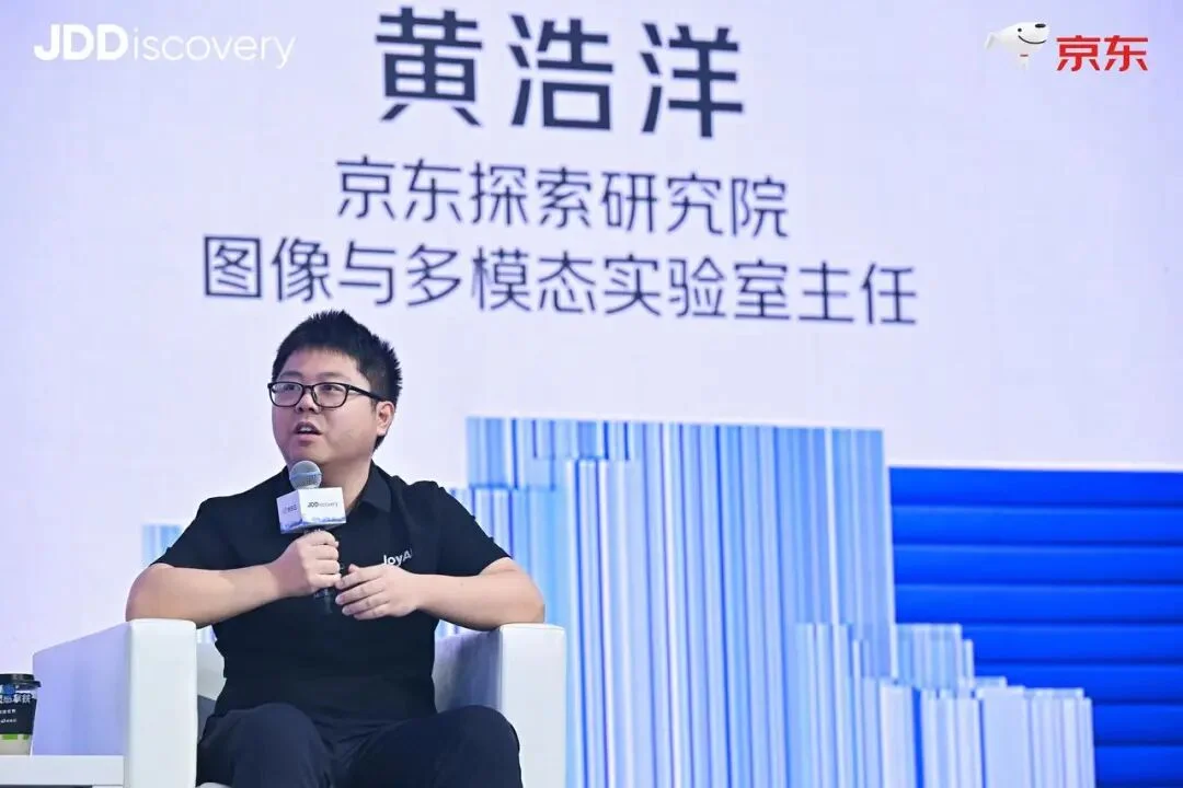 机器人走出 Demo,到底还差什么?我们和智元、智平方、鹿明、逆矩阵、京东聊了聊
