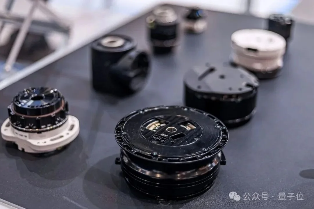 不是Demo!优必选把客户产线1:1搬进WRC,解锁具身智能真落地路径