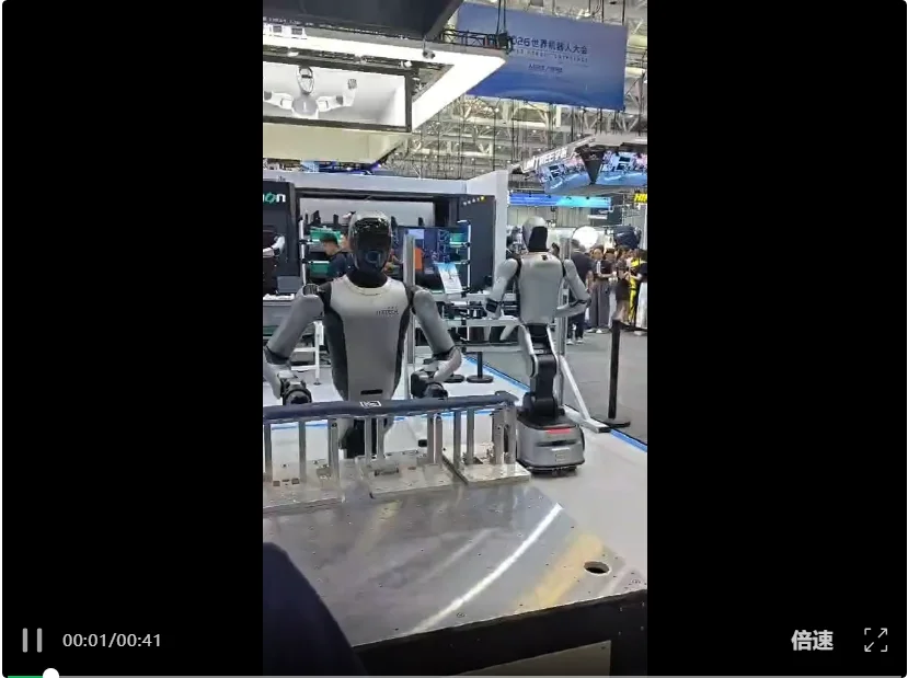 2026 WRC:人形机器人告别跳舞炫技,进入「真干活」,谁跑通了落地?