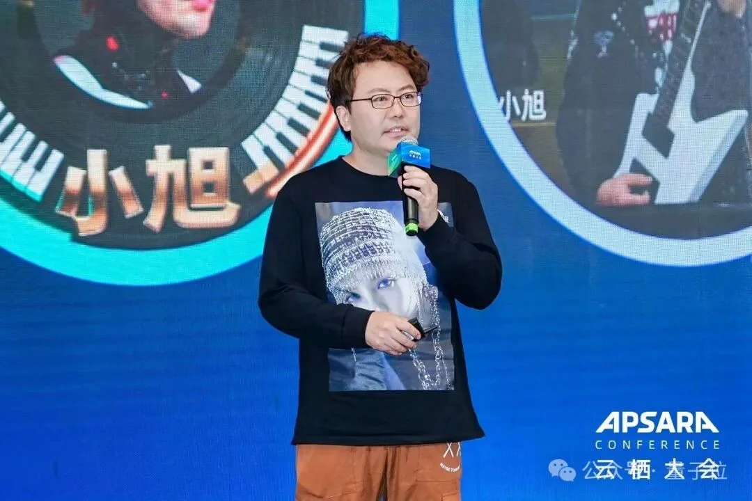 陆川手搓历史现场,王珞丹熬夜抽卡,阿里全模态开始兜底生产